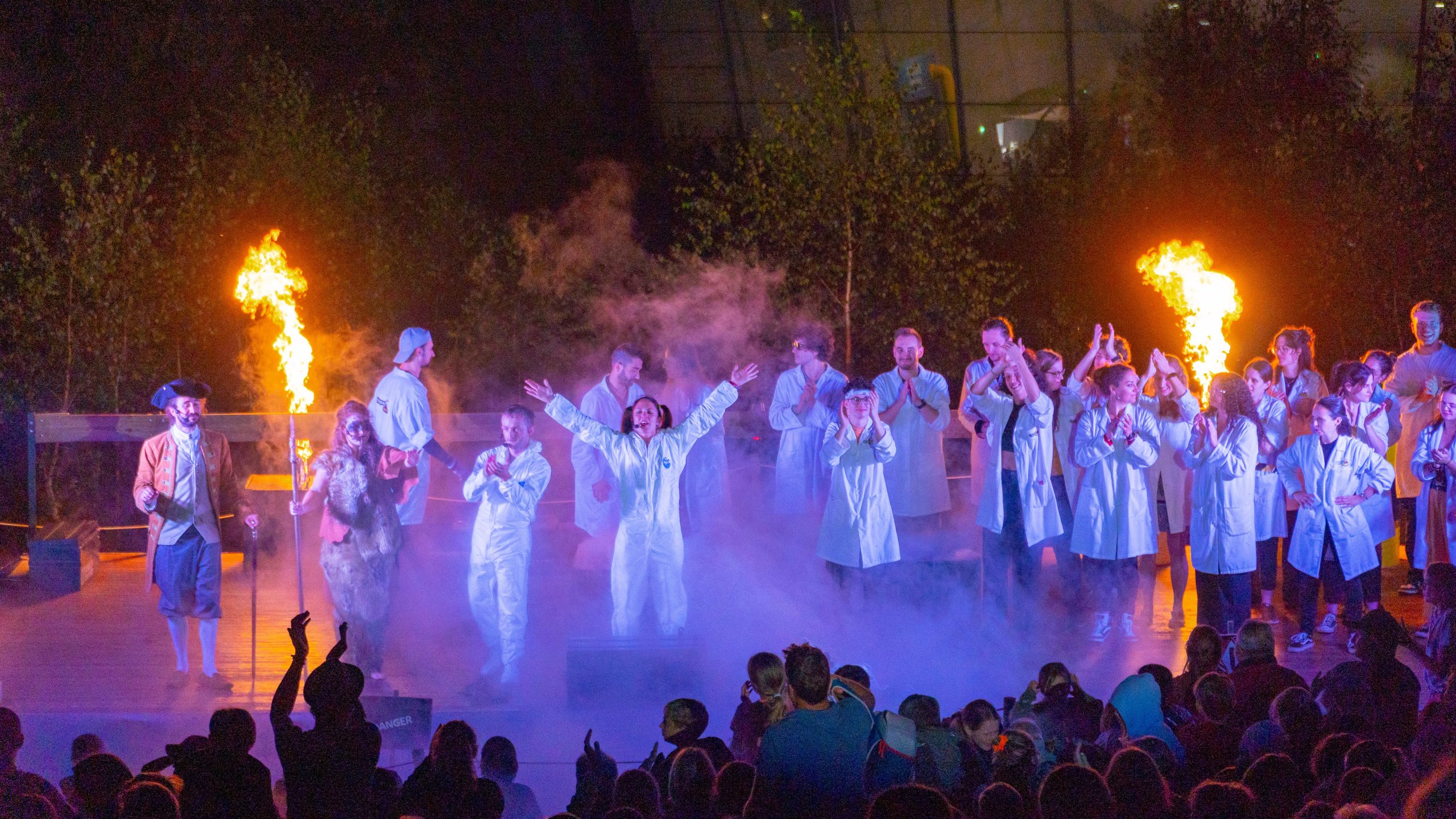 Vulcania - Spectacle Yapadrisk et la Flamme des Volcans